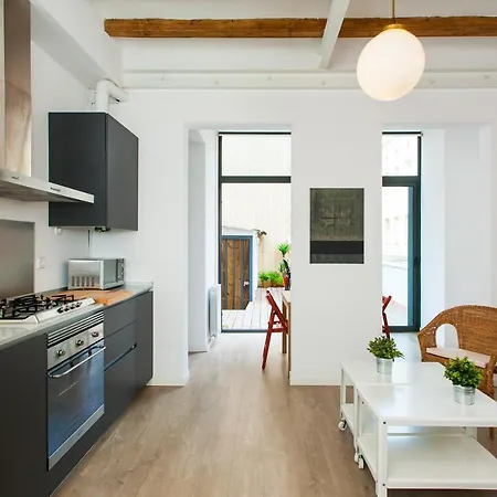 Gracia Terrace Apartment