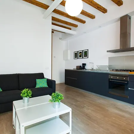 Gracia Terrace Apartment